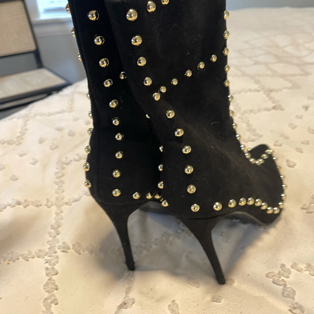 Booties - Picture 5 of 5